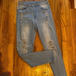 🔥Distressed skinny jeans